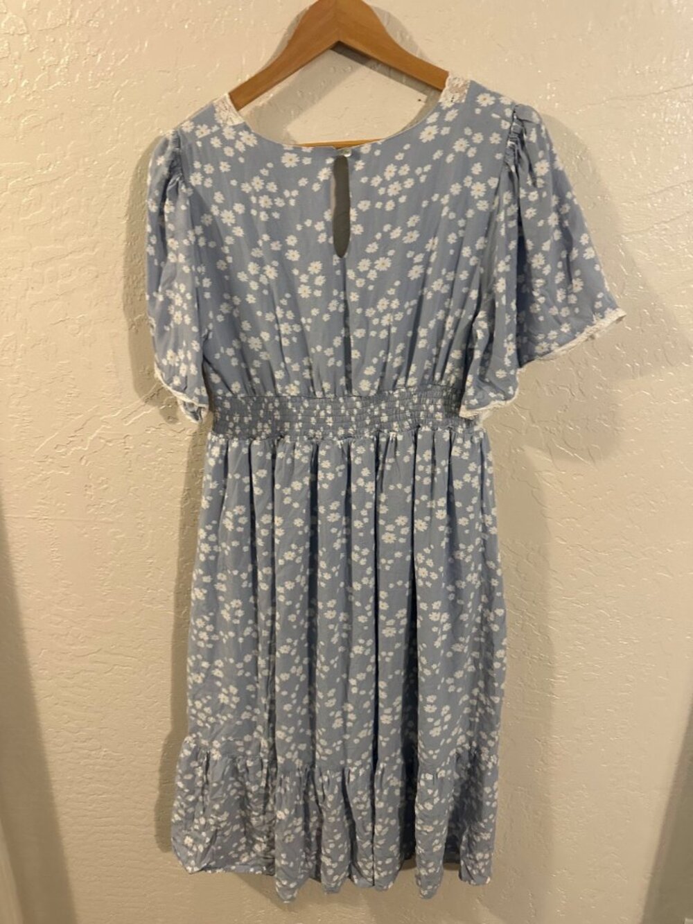In Loom Blue & White Daisy Lace V Neck Prairie Cottage Core Maxi Maxi Dress - Picture 8 of 10
